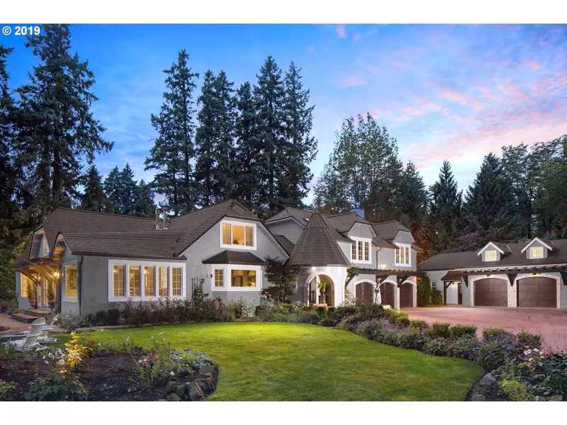 6720 CHILDS RD, Lake Oswego, OR 97035