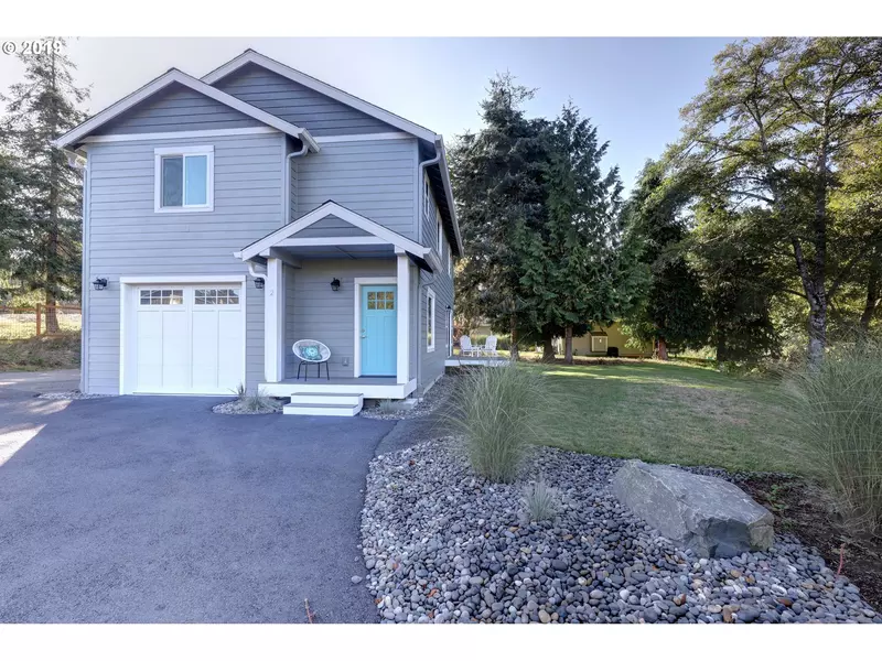 2 Ashley LN, Gearhart, OR 97138