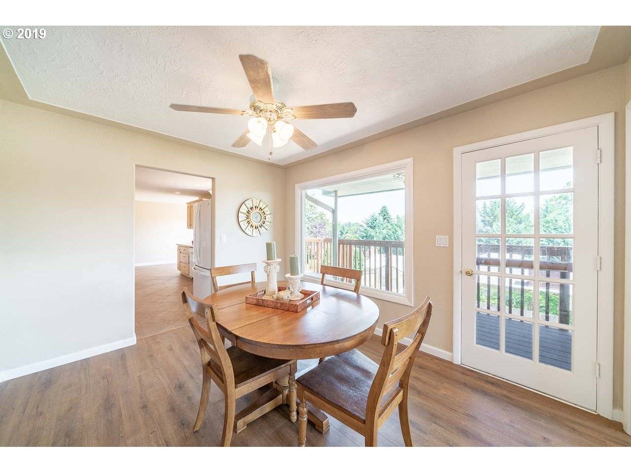 Salem, OR 97304,835 NW VOSBURG AVE
