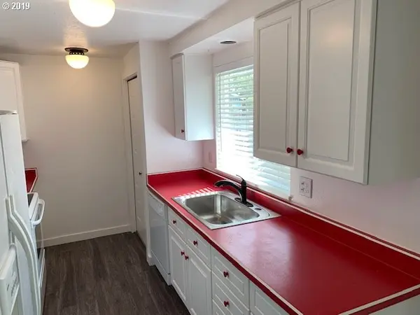 Eugene, OR 97402,4666 MARSHALL AVE