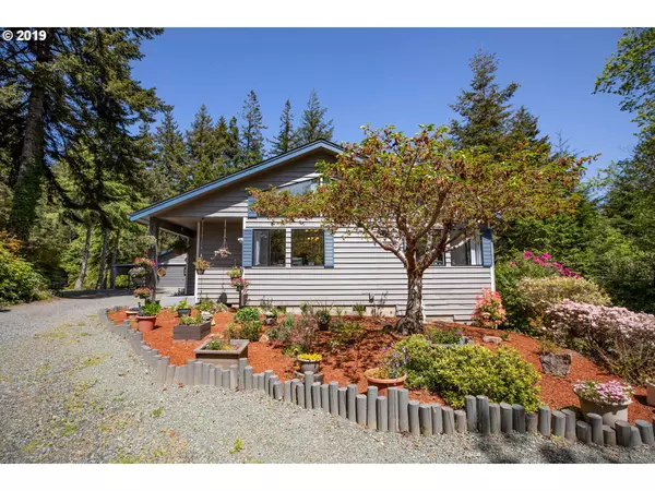 Bandon, OR 97411,88445 TROUT POND LN