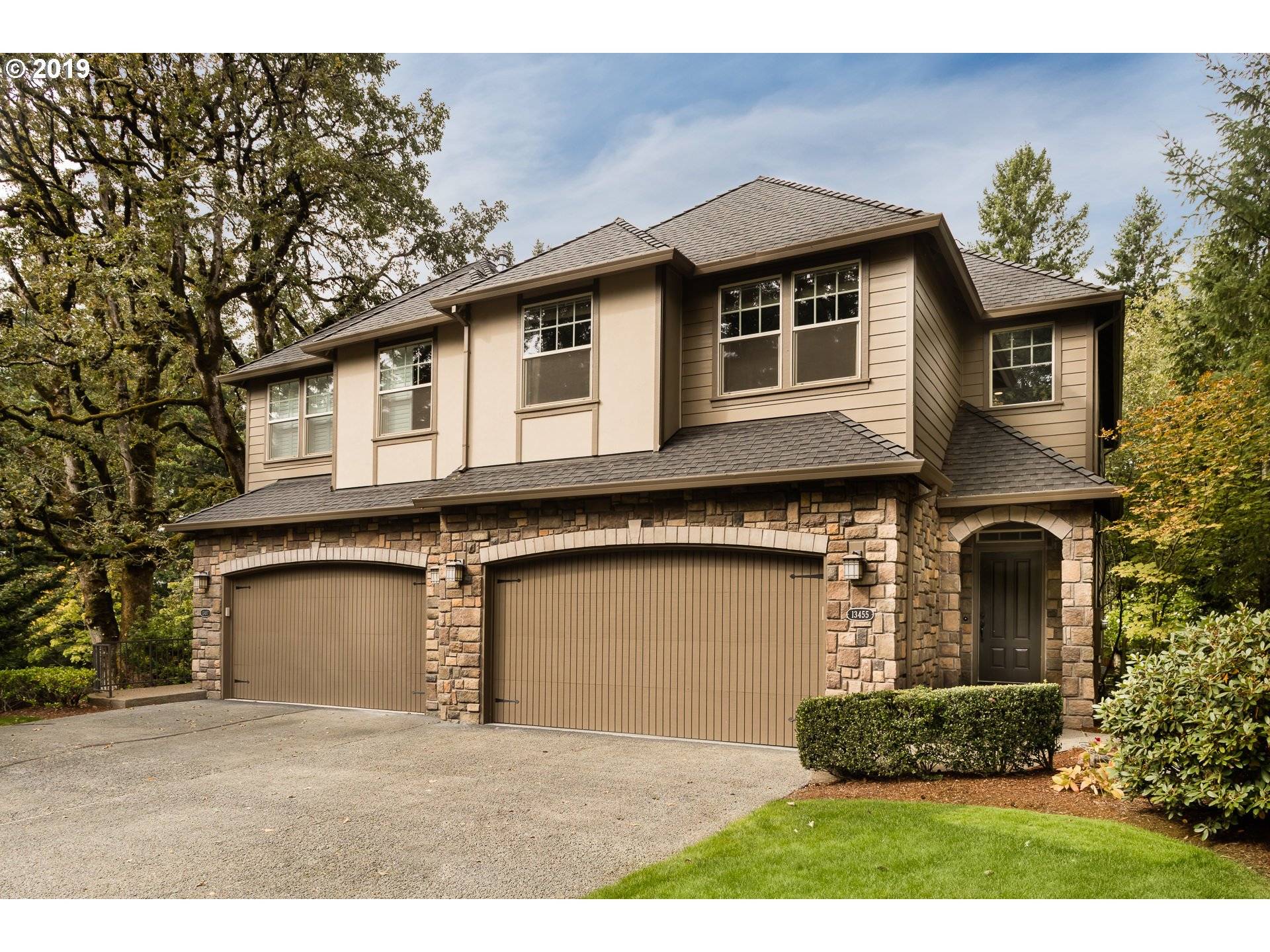 13455 AUBURN CT, Lake Oswego, OR 97035