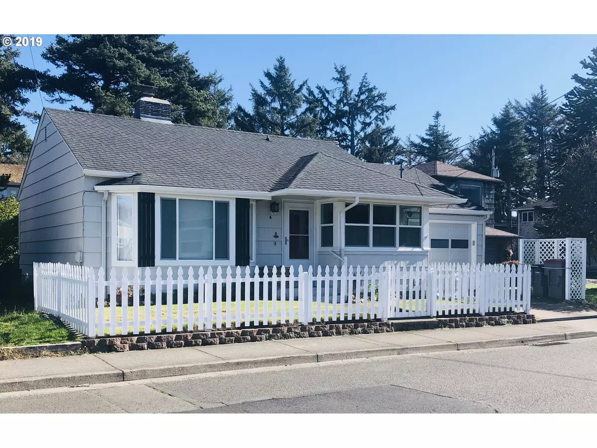 Seaside, OR 97138,2165 Beach DR