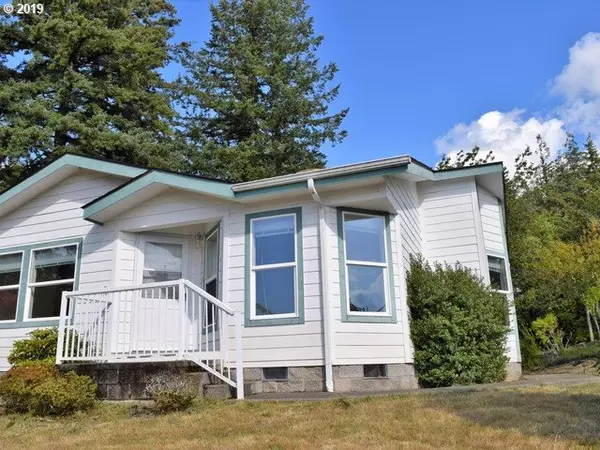 Coquille, OR 97423,794 E 11TH PL