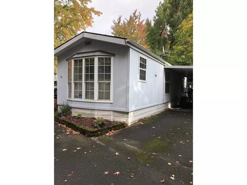 2615 SE COURTNEY AVE #37, Milwaukie, OR 97222