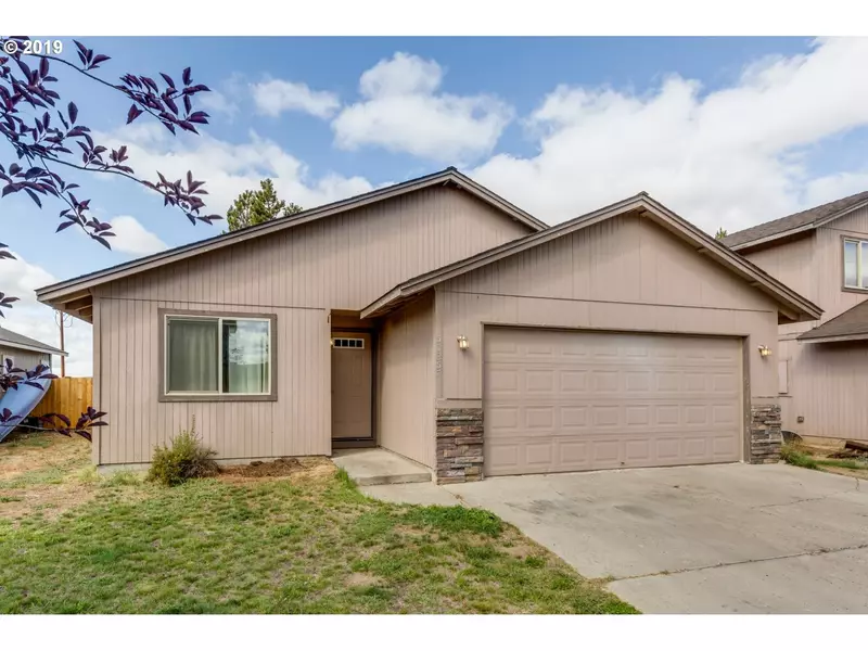 51257 RILEY LN, La Pine, OR 97739