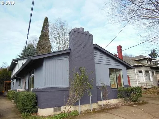 7861 SE MILWAUKIE AVE, Portland, OR 97202