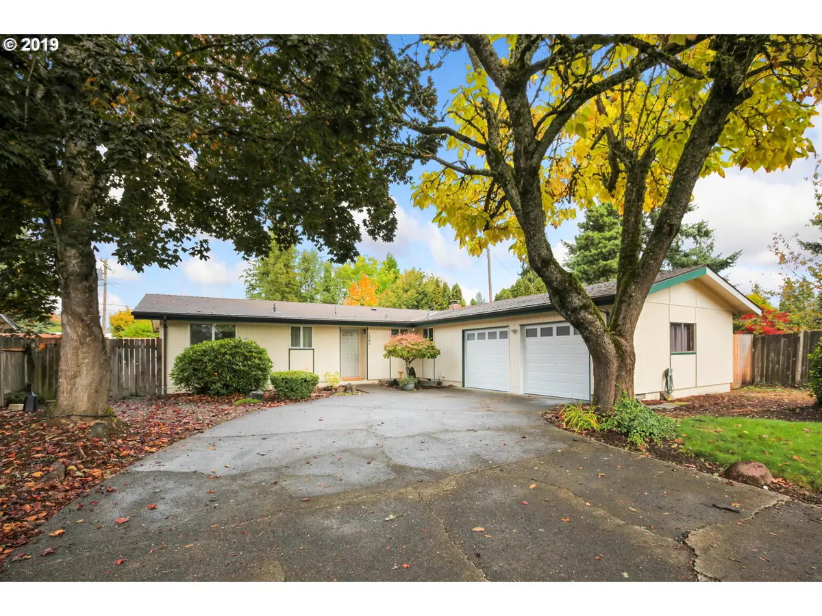 1565 HOLLY AVE, Eugene, OR 97408