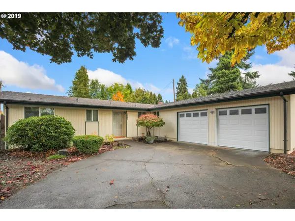 1565 HOLLY AVE, Eugene, OR 97408