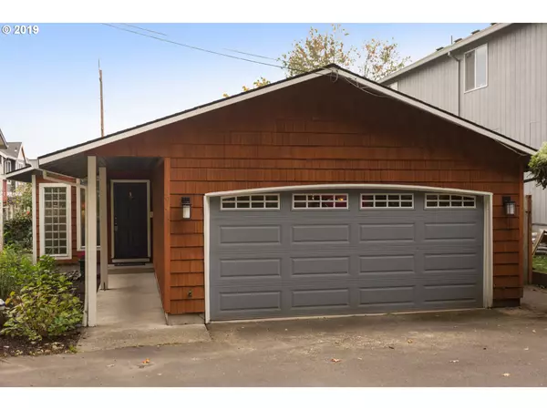 5944 SW VIEW POINT TER, Portland, OR 97239