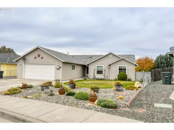 217 SW QUINNEY PL, Pendleton, OR 97801