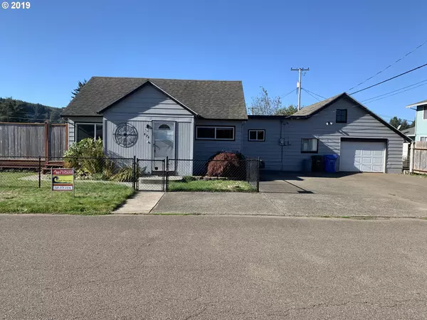 Reedsport, OR 97467,474 S 21ST ST