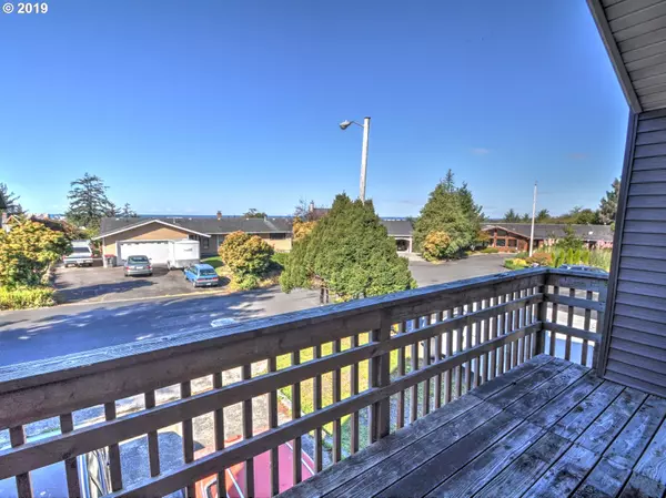 Seaside, OR 97138,35 Hilltop DR