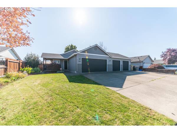 782 SMITH ST, Harrisburg, OR 97446