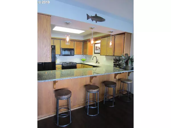 Hammond, OR 97121,729 Point Triumph Condo