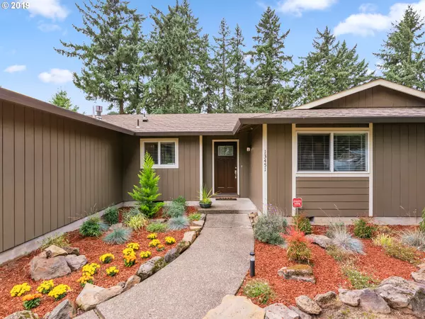 Milwaukie, OR 97222,13451 SE MAPLE LN