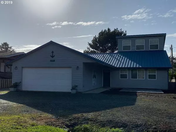 1041 S ANCHOR ST, Rockaway Beach, OR 97136