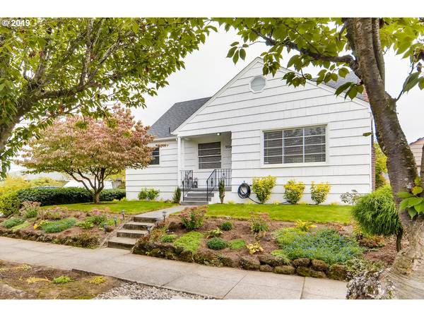 5044 NE 34TH AVE, Portland, OR 97211