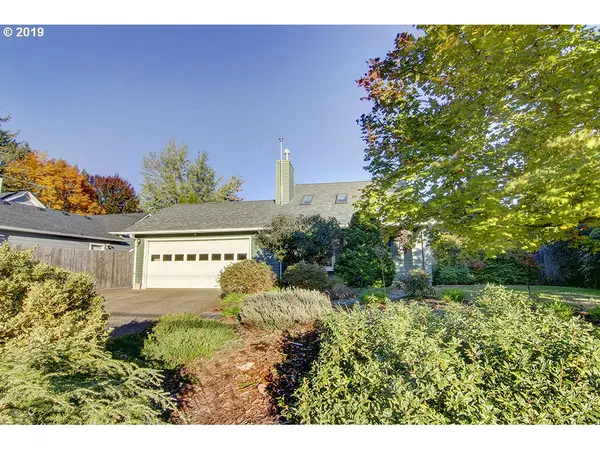 Eugene, OR 97401,393 SUNSHINE ACRES DR