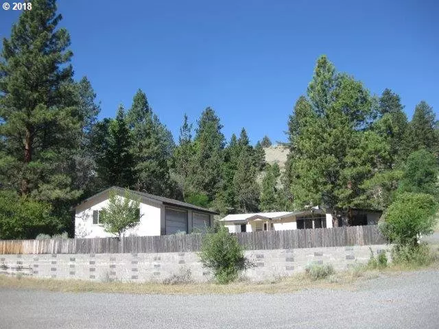 205 NUGGET ST, Canyon City, OR 97820