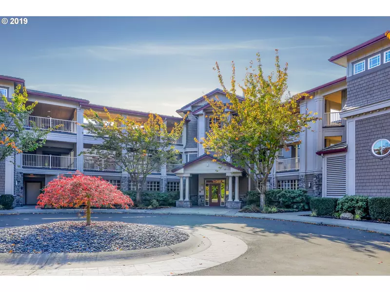 5615 SE SCENIC LN #300, Vancouver, WA 98661