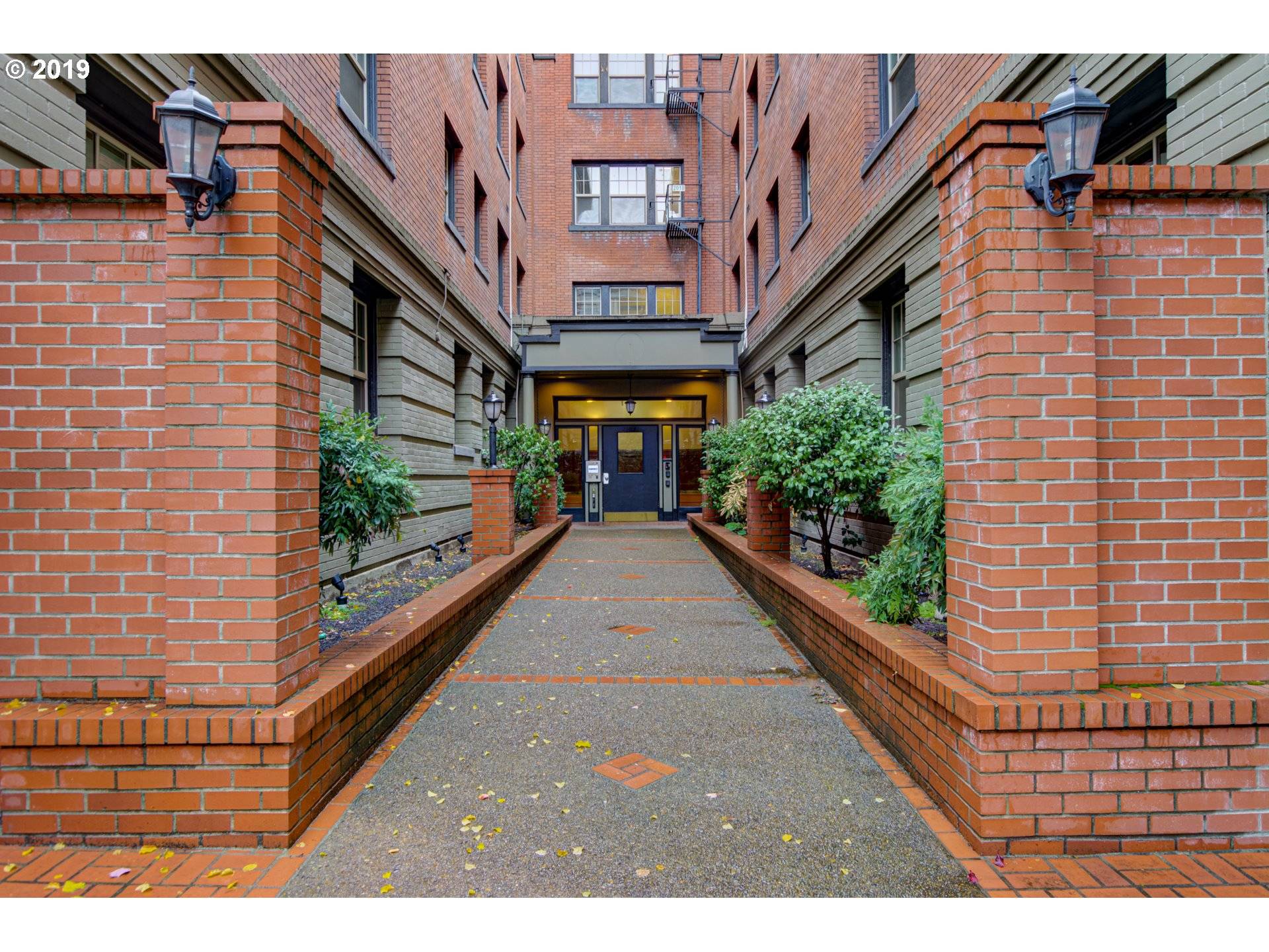 2109 NW IRVING ST #406, Portland, OR 97210