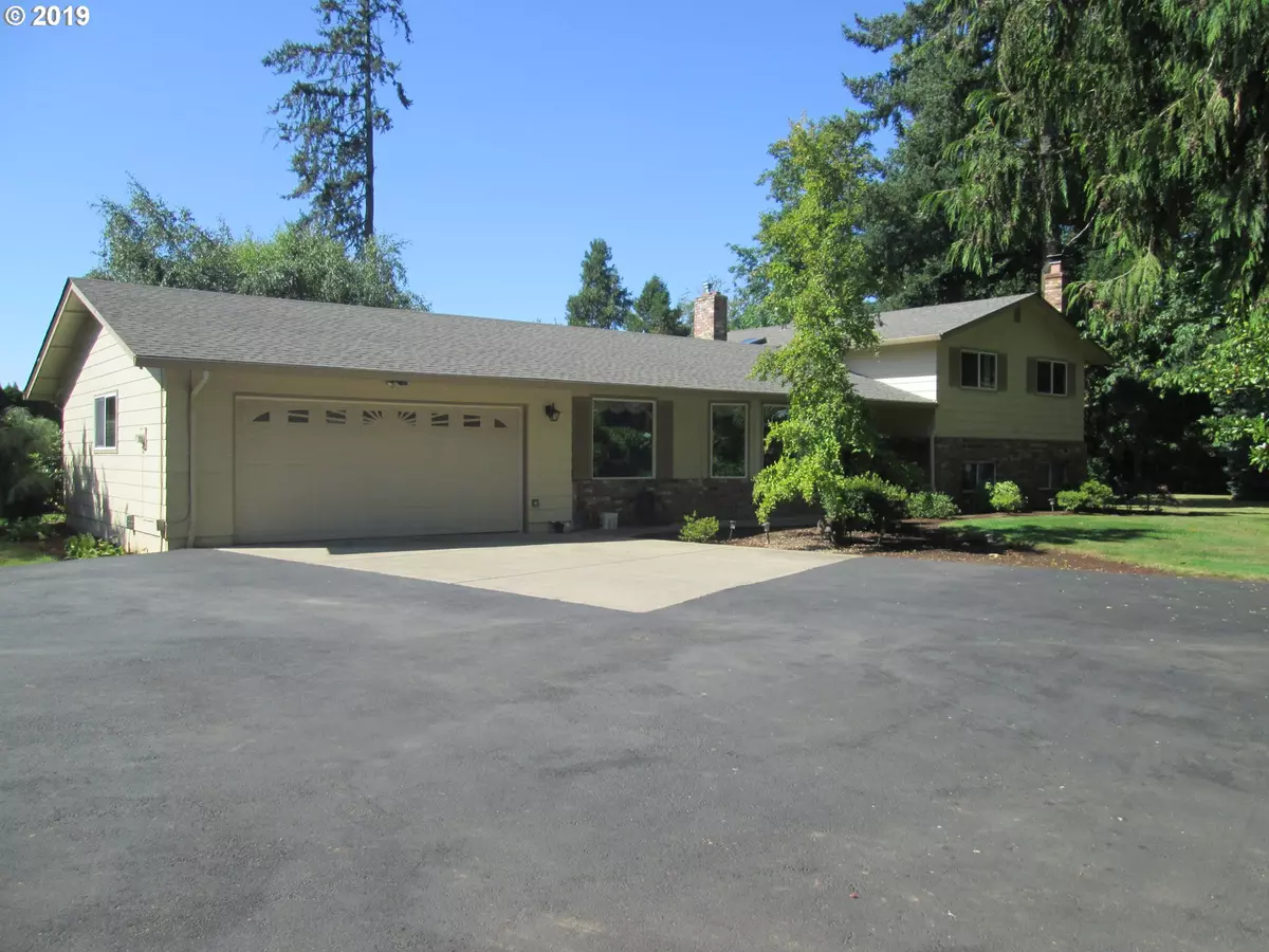 Hubbard, OR 97032,17575 LANDURA CT