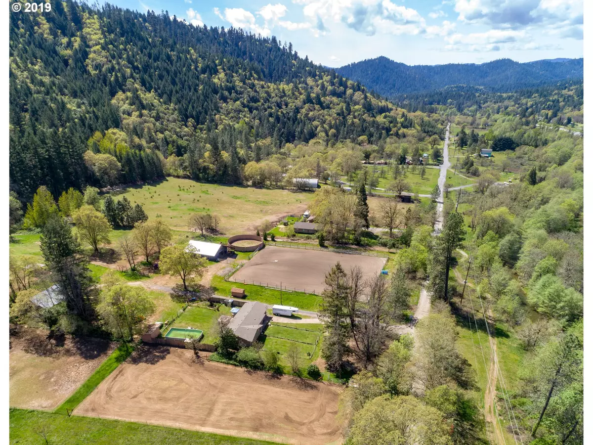 Grants Pass, OR 97527,251 WILDERVILLE LN