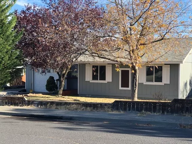 Umatilla, OR 97882,145 VAN BUREN DR