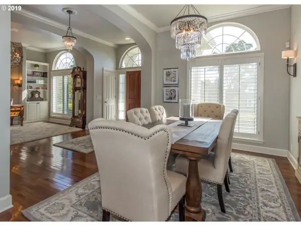 2513 BRAEWOOD LN, Eugene, OR 97405