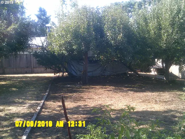 Cottage Grove, OR 97424,725 N 16TH ST