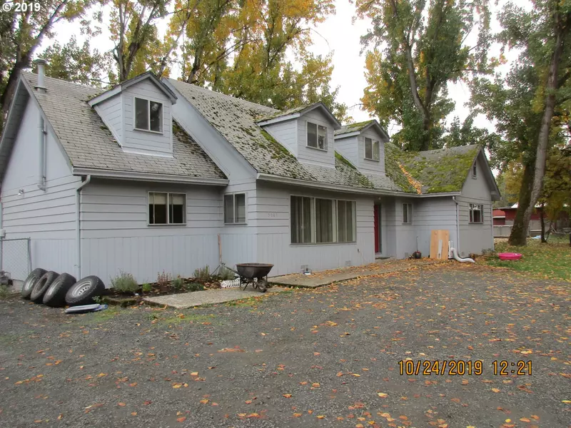 5083 NE STEPHENS ST, Winchester, OR 97495