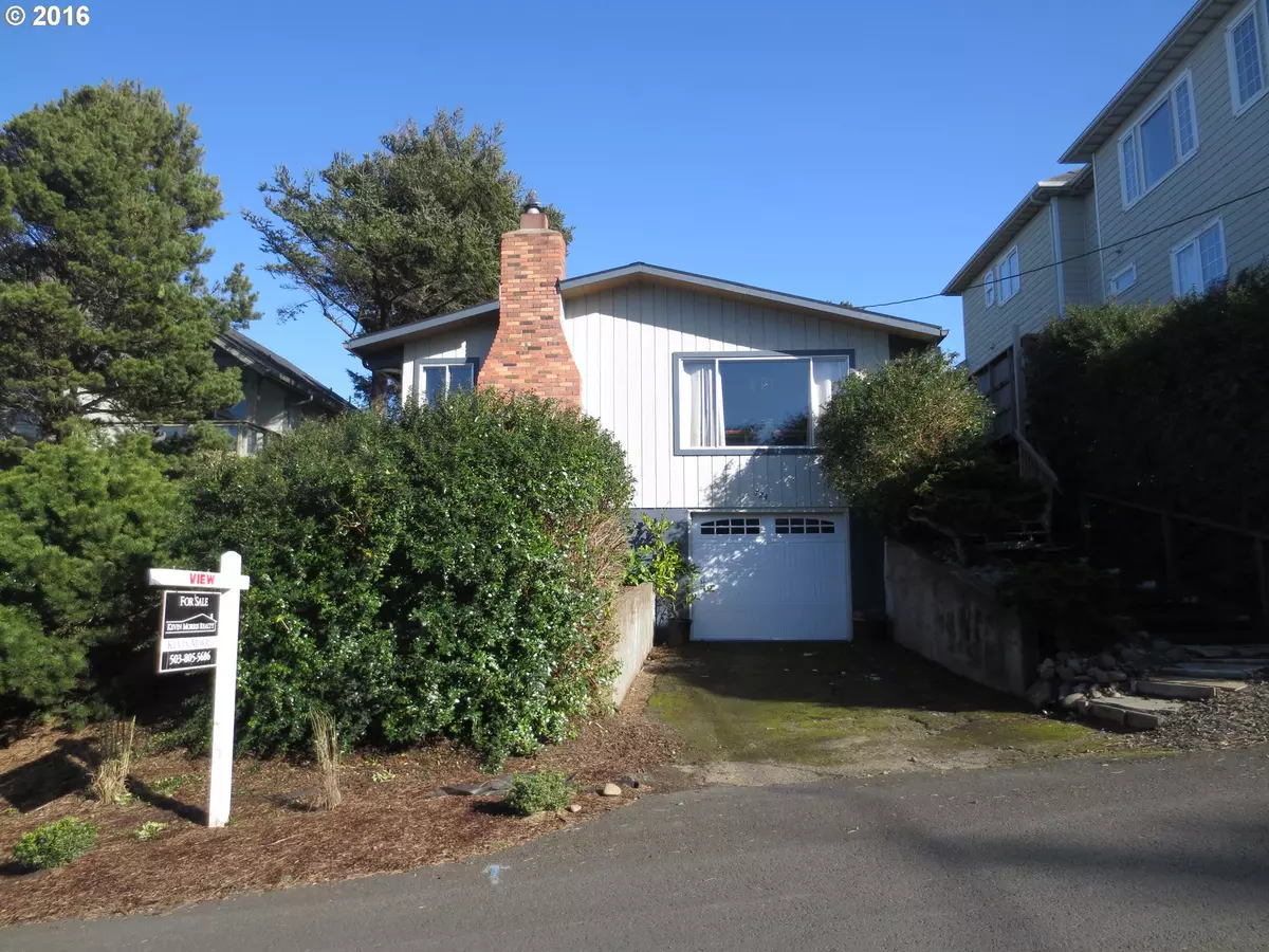 Lincoln City, OR 97367,724 SW EBB AVE