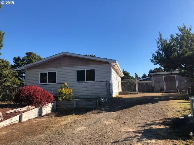 Florence, OR 97439,1720 COOSAH CT