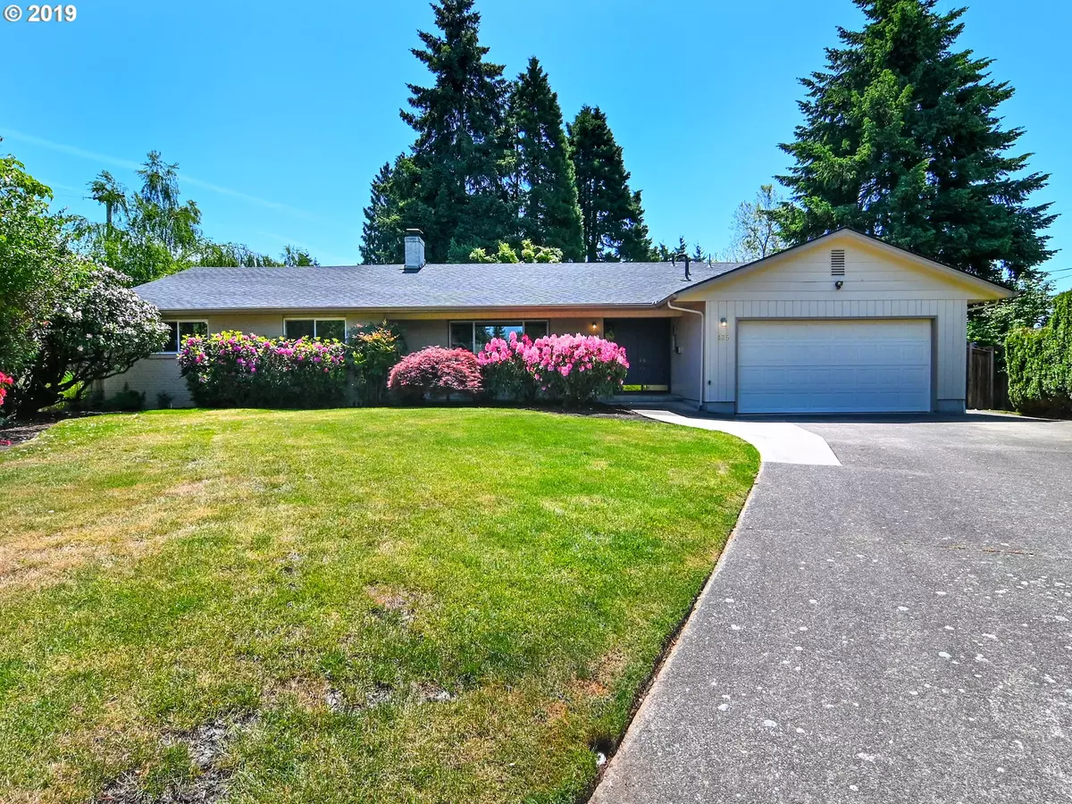 Eugene, OR 97401,435 HAZEL CT