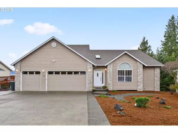 12 CURTIS LN, Longview, WA 98632