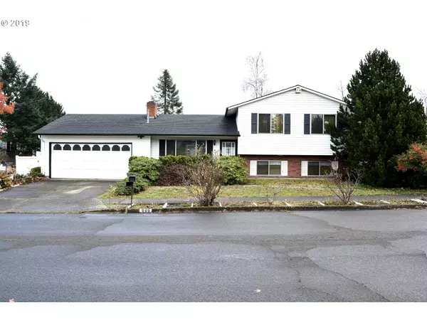 806 SE 207TH AVE, Gresham, OR 97030