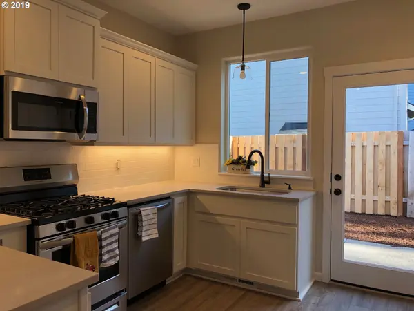 4612 SE 28th TER, Gresham, OR 97080