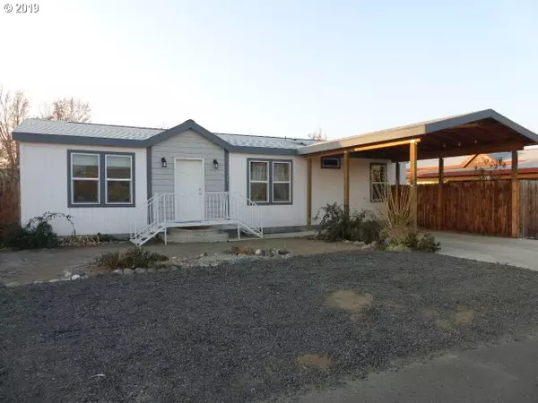 1331 SW DESERT OAK DR, Hermiston, OR 97838