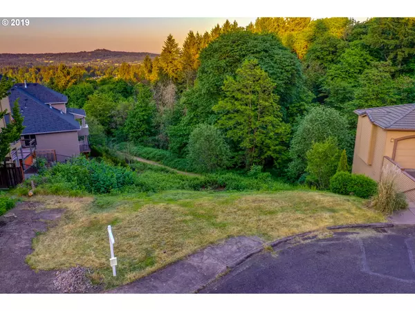 Tigard, OR 97223,13704 SW BENCHVIEW PL