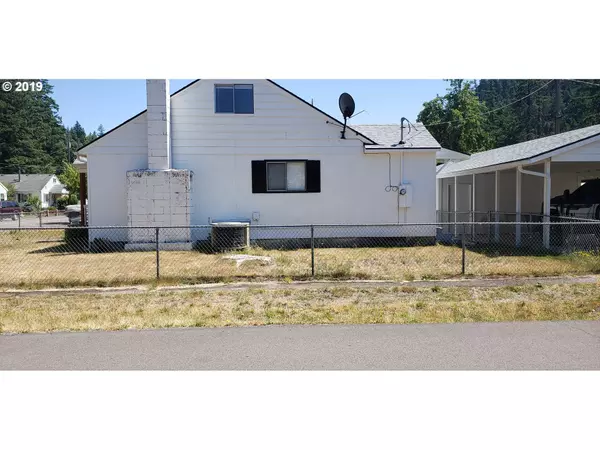 Westfir, OR 97492,46812 SUNSET AVE