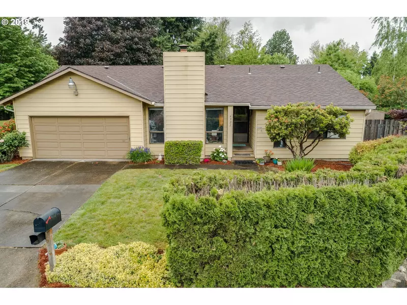 6321 SE CAVALIER WAY, Milwaukie, OR 97267