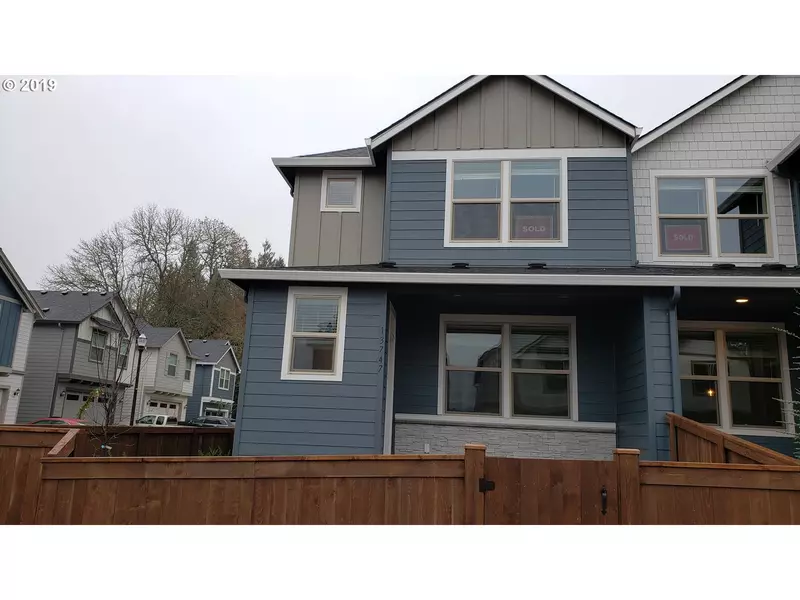 13747 NW 7th PL, Vancouver, WA 98685