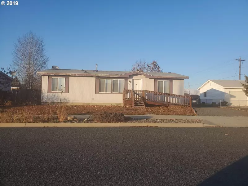 850 L ST, Baker City, OR 97814