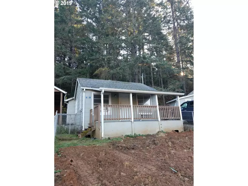 154 RED HILL RD, Glendale, OR 97442