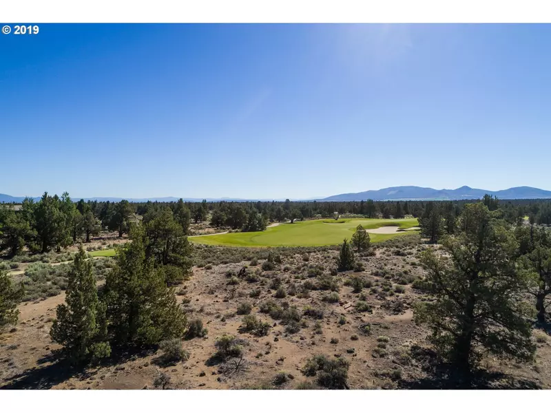 66030 PRONGHORN ESTATES DR, Bend, OR 97701