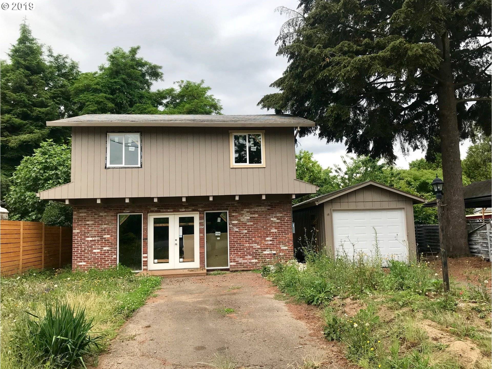 4555 NE 83RD AVE, Portland, OR 97220