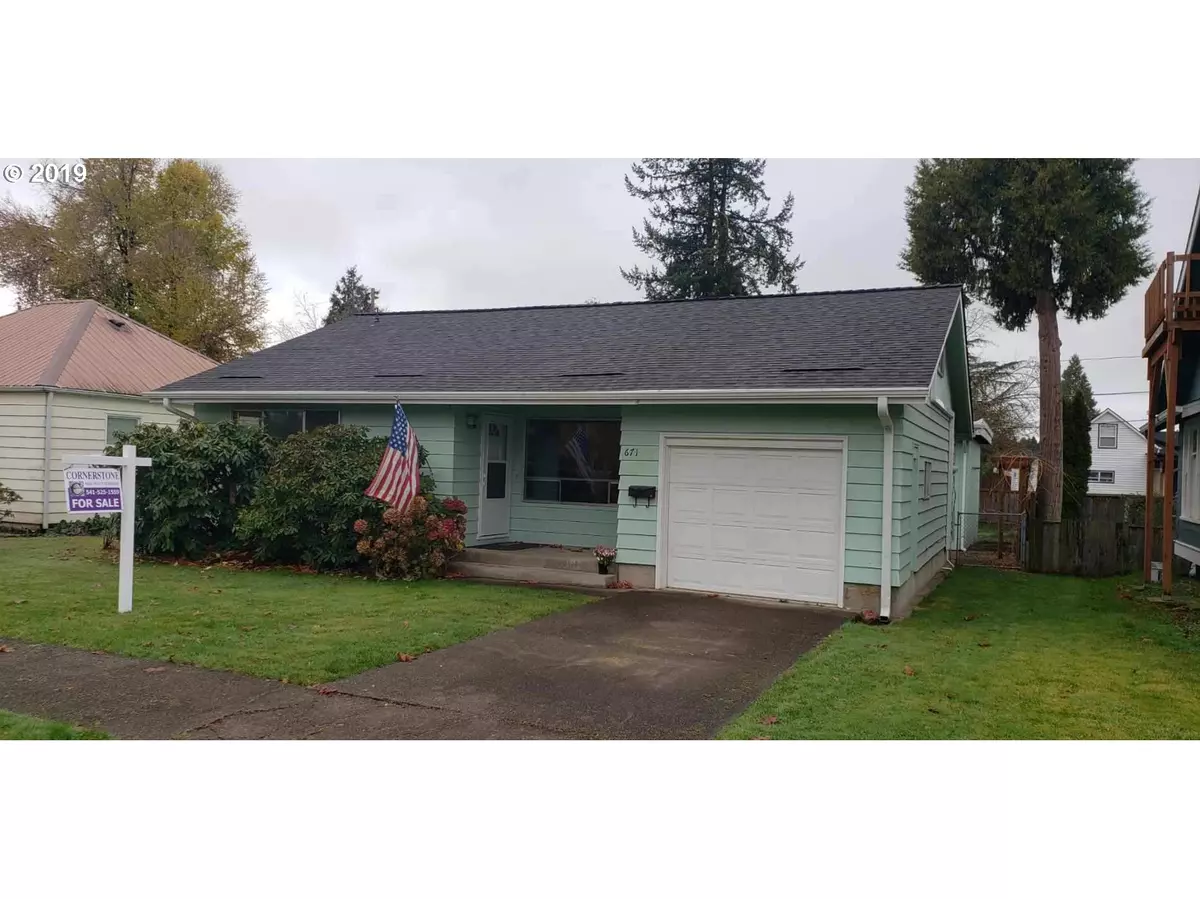 Junction City, OR 97448,671 MAPLE ST