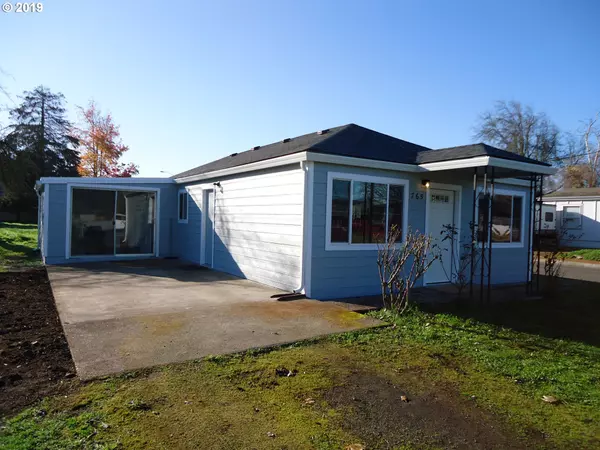 765 W FAIRVIEW DR, Springfield, OR 97477