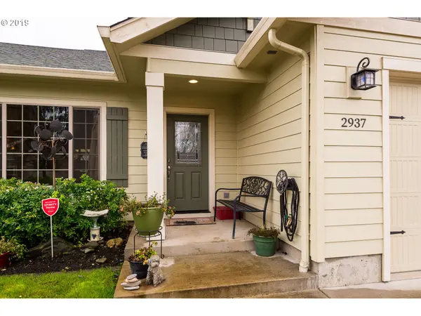 2937 AVA ST, Eugene, OR 97404